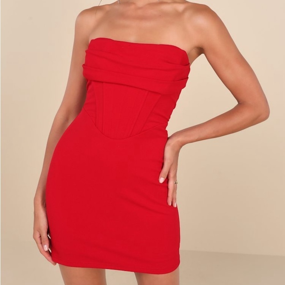 LULU’S Dramatic Intent Red Strapless Corset Bodycon Mini Dress
